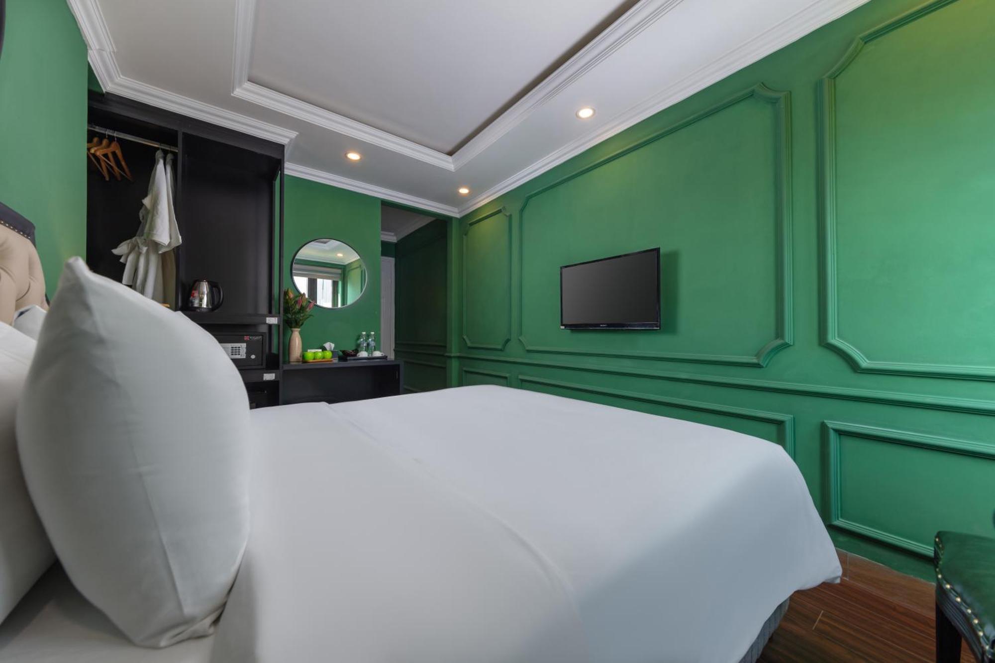 Madelise Adora Hotel & Travel ฮานอย ภายนอก รูปภาพ