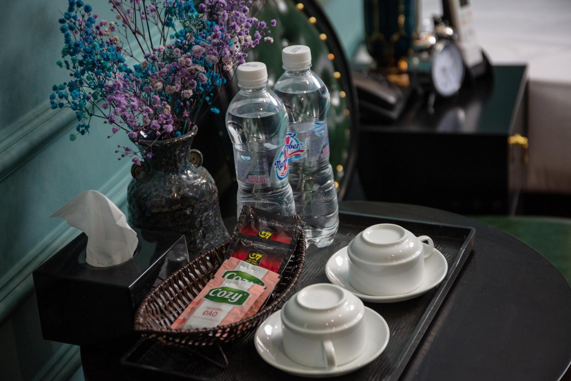 Madelise Adora Hotel & Travel ฮานอย ภายนอก รูปภาพ