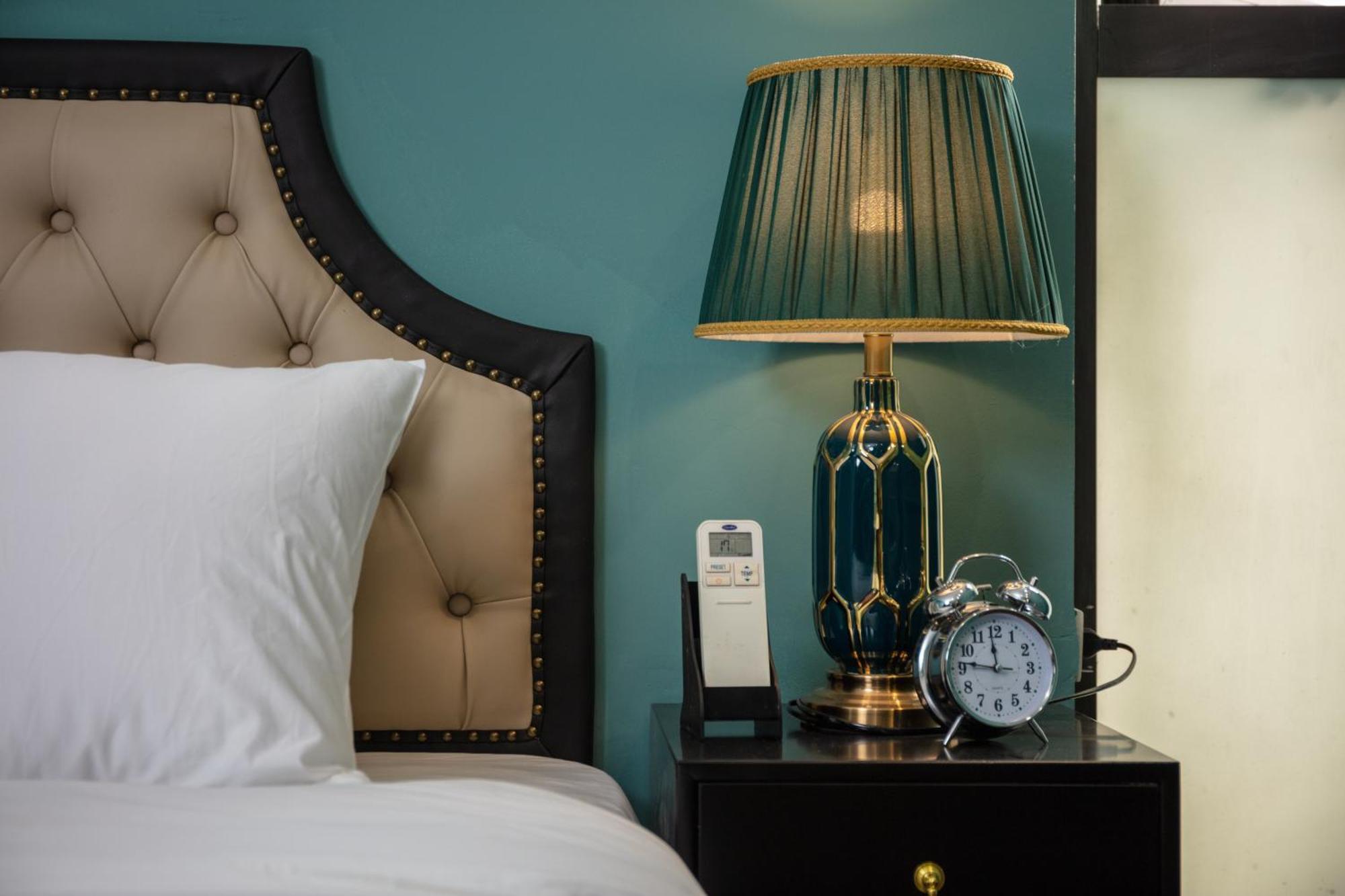 Madelise Adora Hotel & Travel ฮานอย ภายนอก รูปภาพ